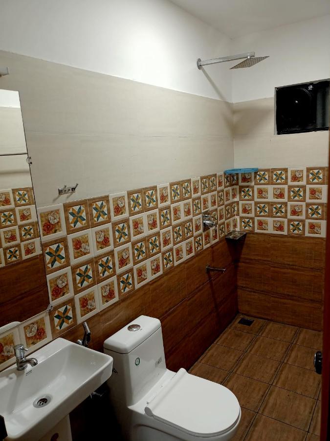 אידוקי La Casa De Alexa Homestay מראה חיצוני תמונה