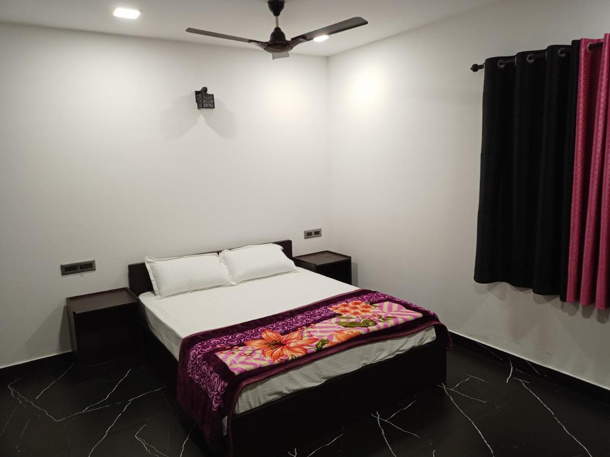 אידוקי La Casa De Alexa Homestay מראה חיצוני תמונה